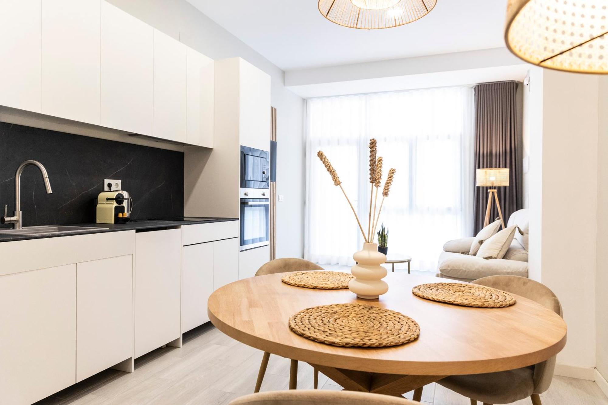 Favara Suites A By Concept Flats Valencia Exterior foto